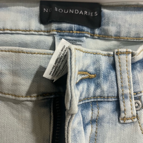 Women no boundaries jeans 30x30 (A-5 ) - Picture 4 of 6